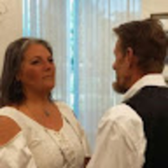 Meet your Posher, Giselle - Picture 1 of 1